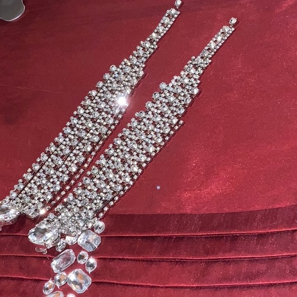 6/$20 Long Rhinestones Earrings - Picture 3 of 6